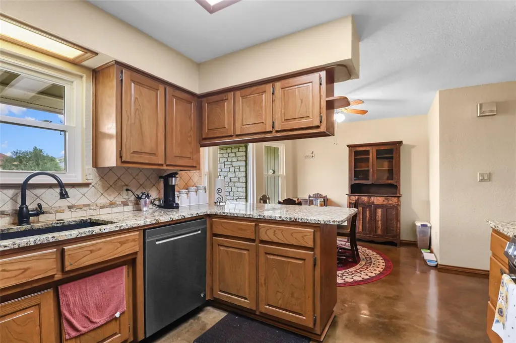 1304 Sunset Drive Marble Falls TX 78654