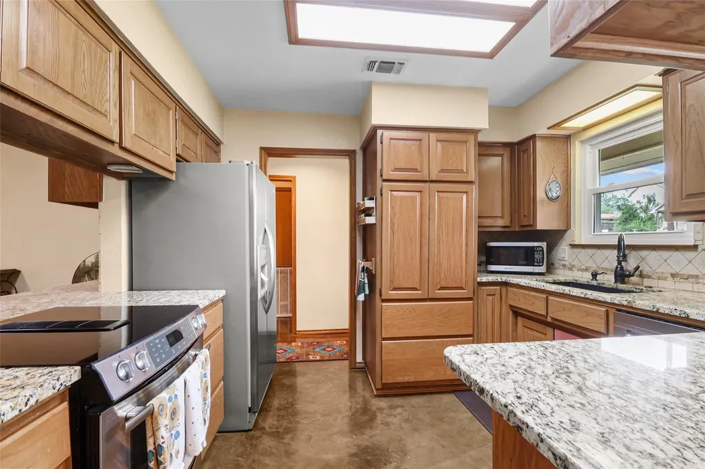 1304 Sunset Drive Marble Falls TX 78654