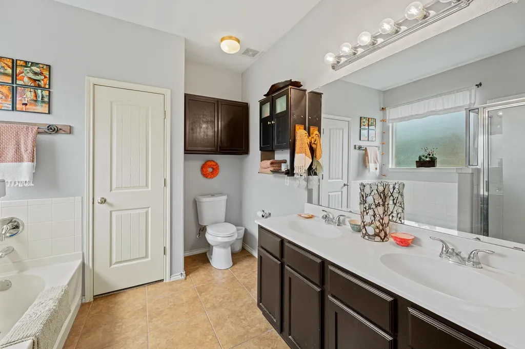 4516 Tiddle Lane Pflugerville TX 78660