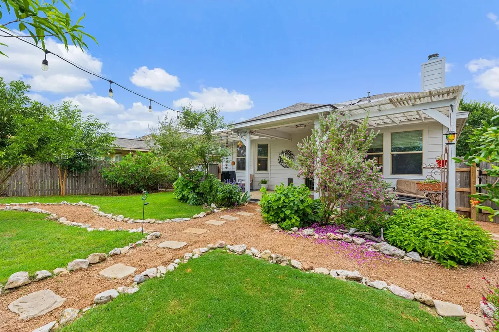 4516 Tiddle Lane Pflugerville TX 78660