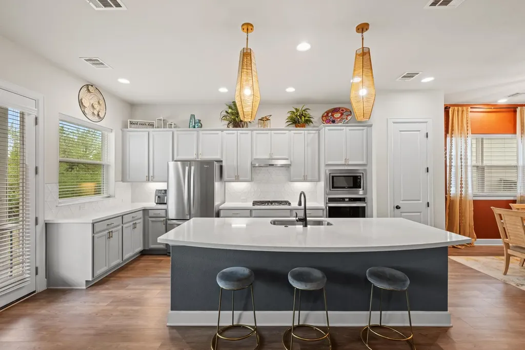 840 Hazy Hills Loop Dripping Springs TX 78620