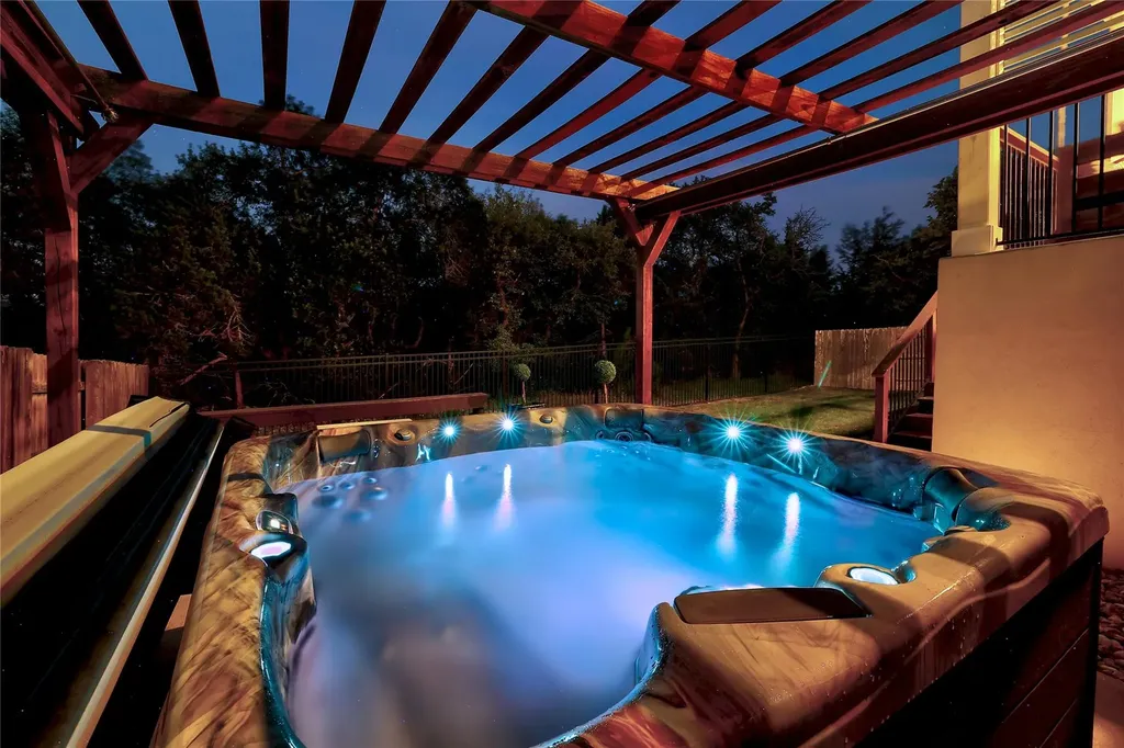 840 Hazy Hills Loop Dripping Springs TX 78620