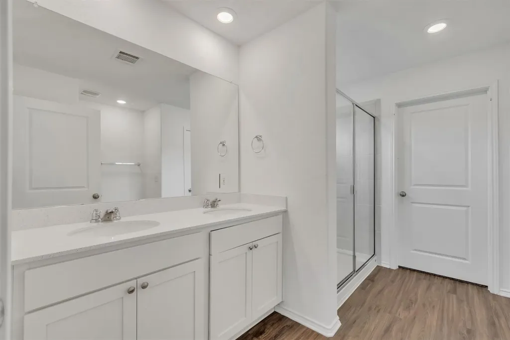 10721 Steinbeck Drive Austin TX 78747