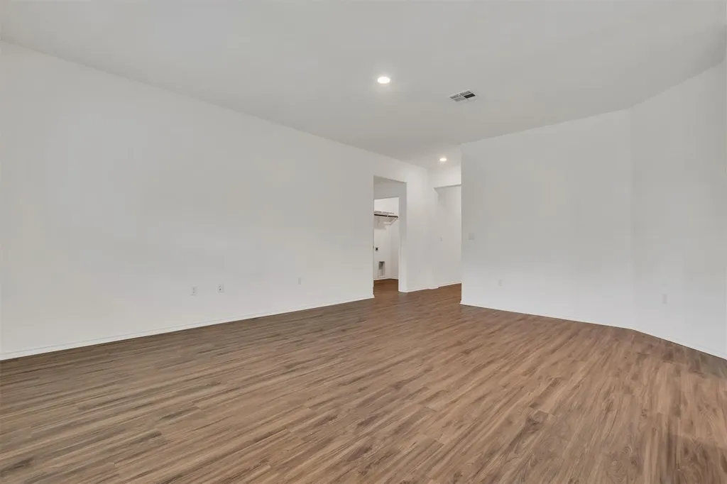 10721 Steinbeck Drive Austin TX 78747