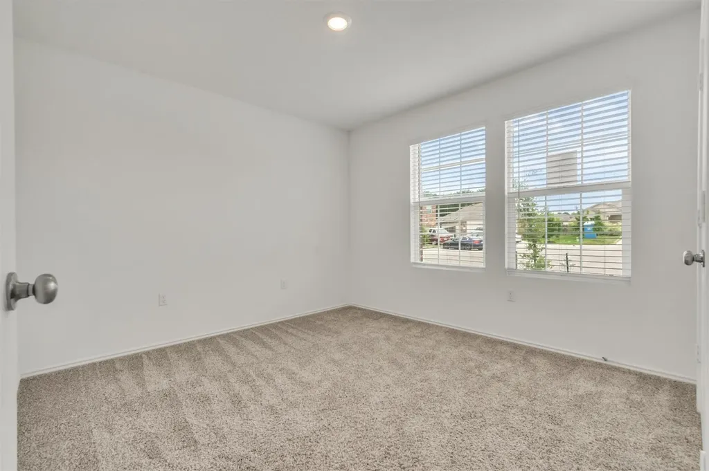 10721 Steinbeck Drive Austin TX 78747