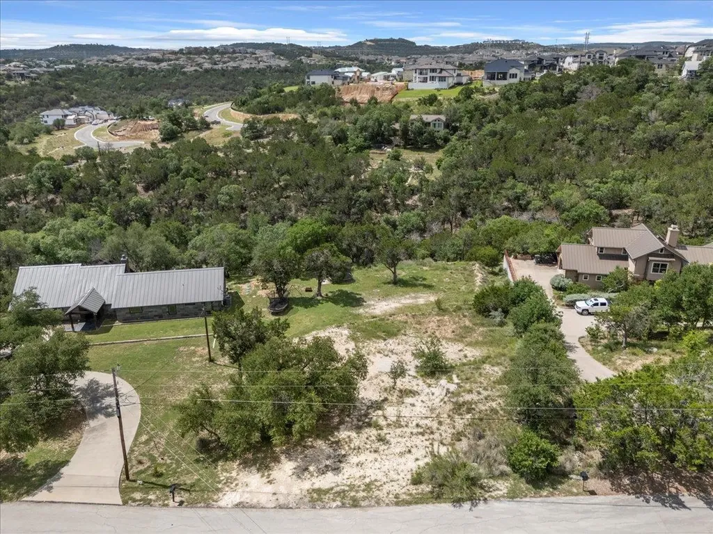 2901 Tradewind Drive Spicewood TX 78669