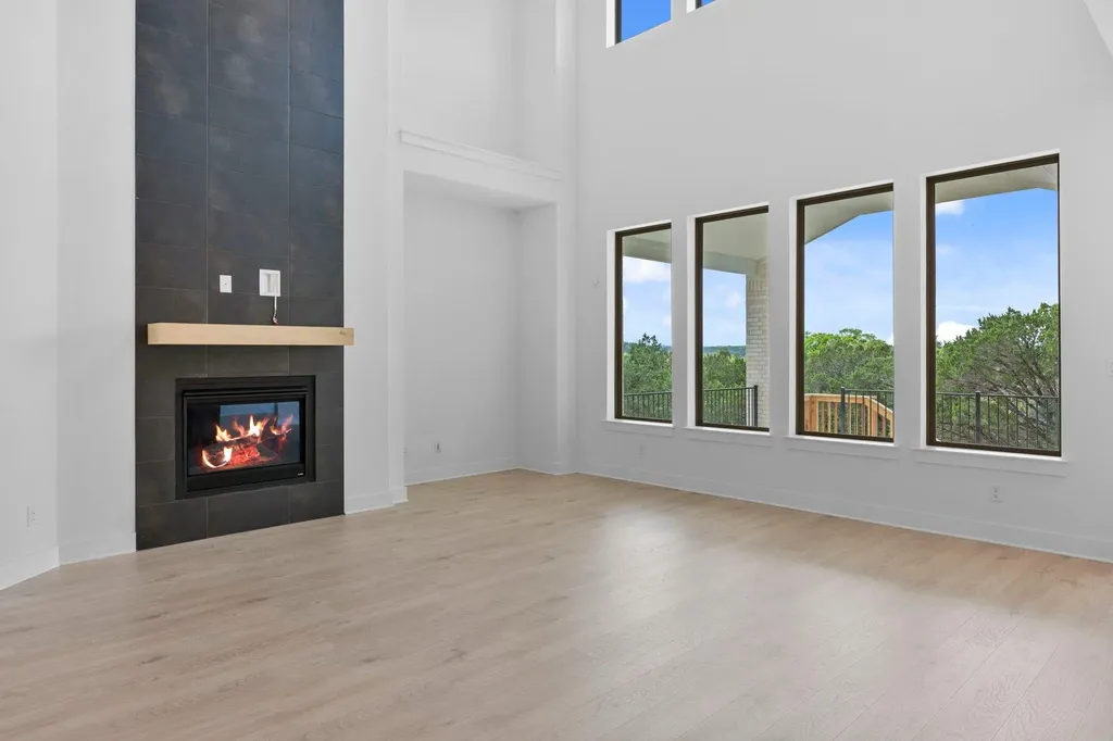 1904 Crimson Sunset Drive Georgetown TX 78628