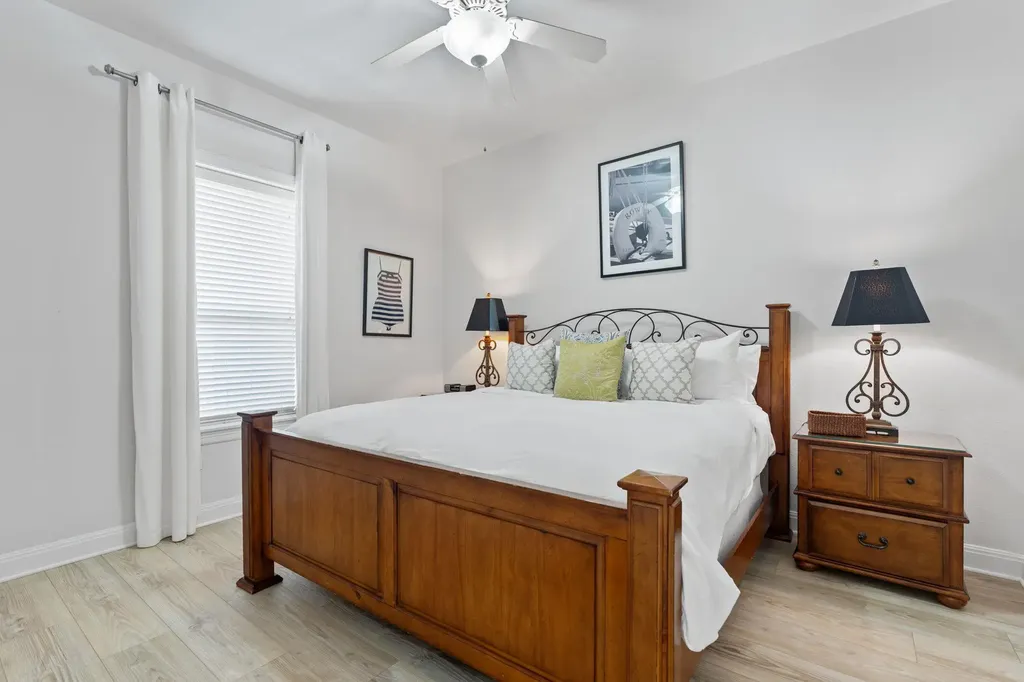 101 West Bank Horseshoe Bay TX 78657