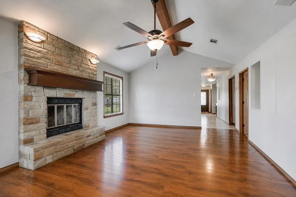 603 Sun Ray Horseshoe Bay TX 78657