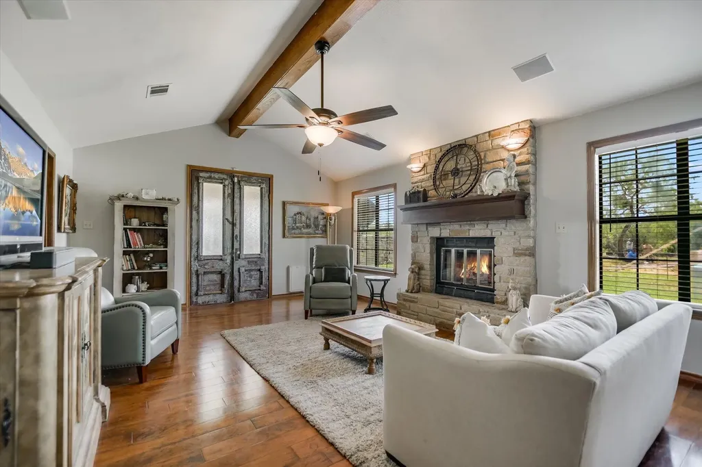 603 Sun Ray Horseshoe Bay TX 78657