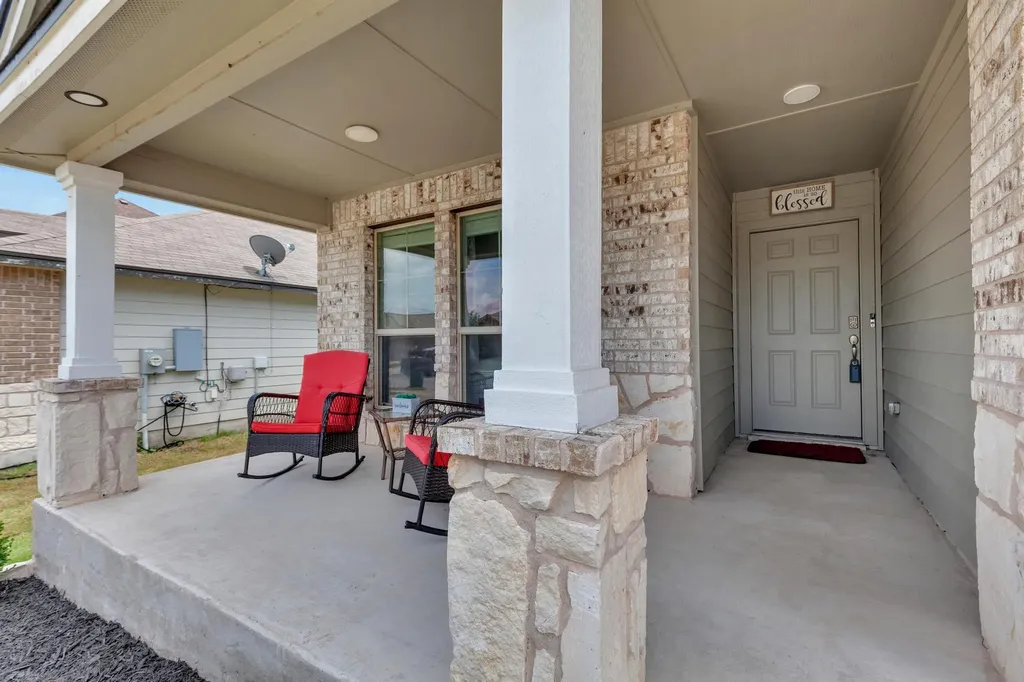 119 Beth Ann Loop Taylor TX 76574