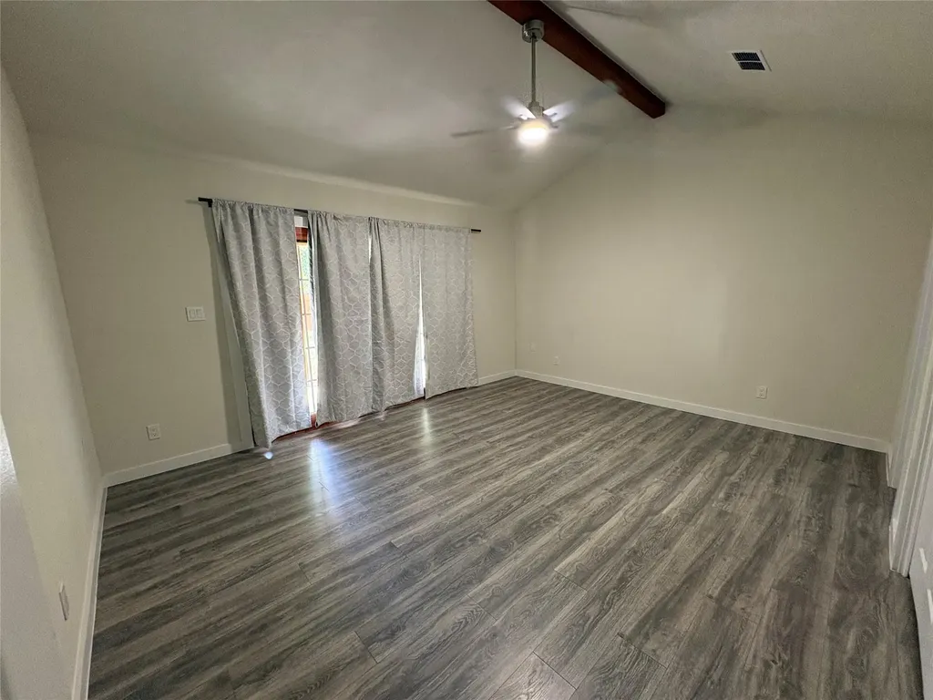 1009 Bowie Street Lockhart TX 78644