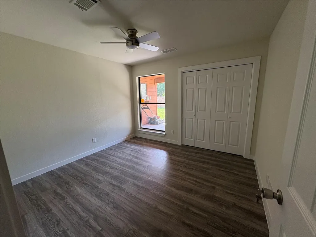 1009 Bowie Street Lockhart TX 78644