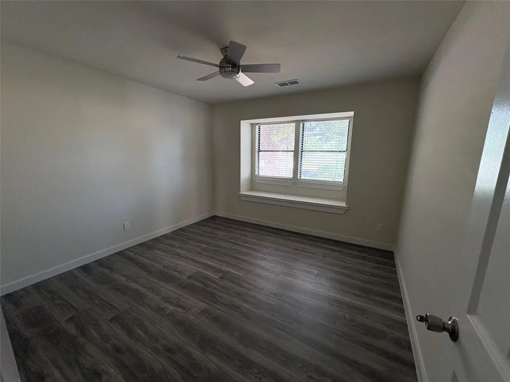 1009 Bowie Street Lockhart TX 78644