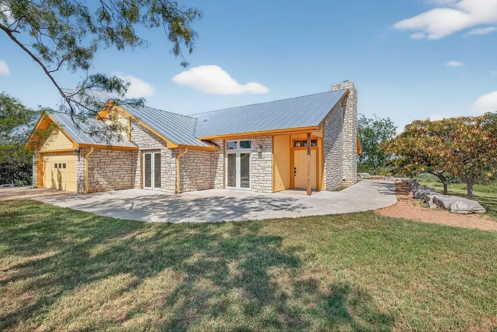95 Gateway North N Marble Falls TX 78654