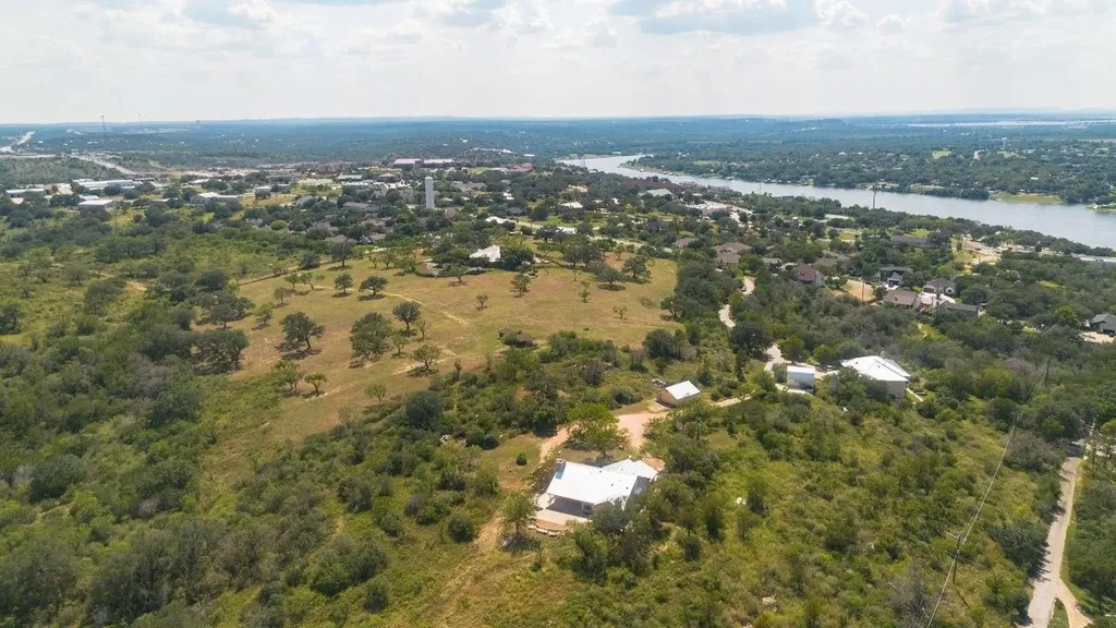 95 Gateway North N Marble Falls TX 78654