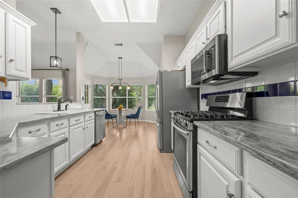105 Oakmont Court Georgetown TX 78628