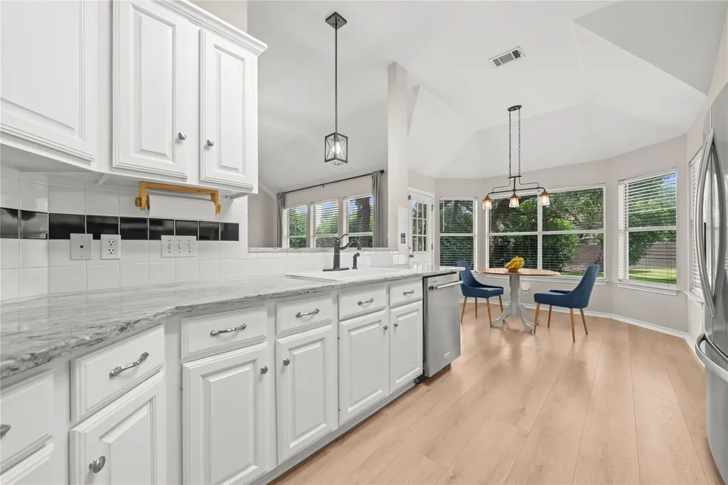 105 Oakmont Court Georgetown TX 78628