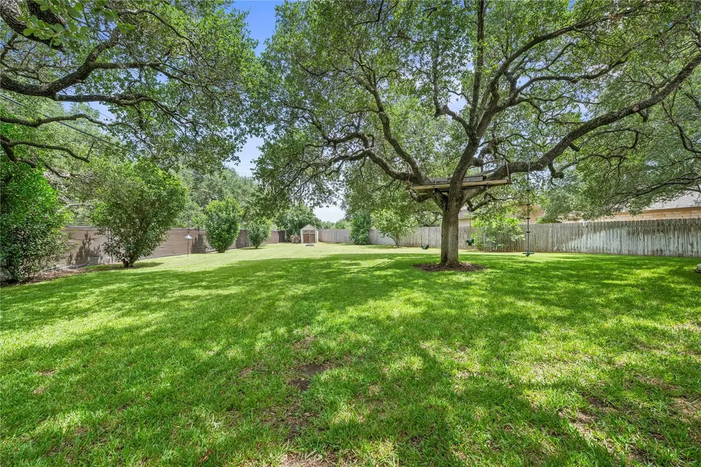 105 Oakmont Court Georgetown TX 78628
