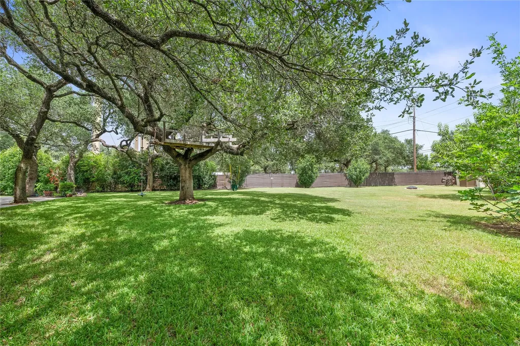 105 Oakmont Court Georgetown TX 78628