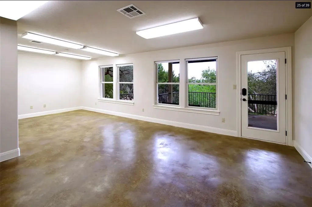 6400 Lakeshore Drive Lago Vista TX 78645