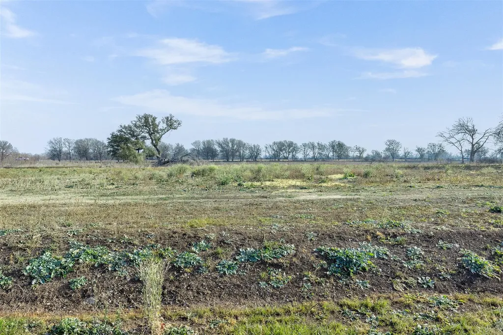 536 Northwest River Road Martindale TX 78655
