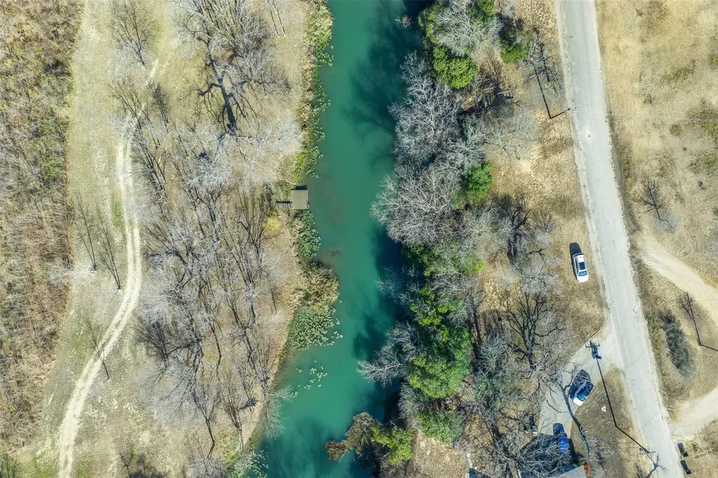 536 Northwest River Road Martindale TX 78655
