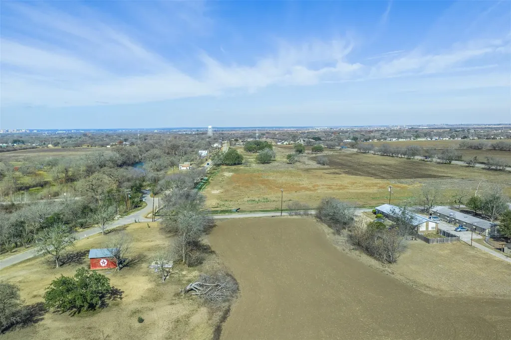 536 Northwest River Road Martindale TX 78655