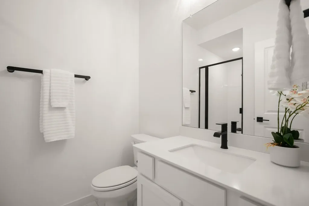 8009 Copper Prairie Bend Lago Vista TX 78645