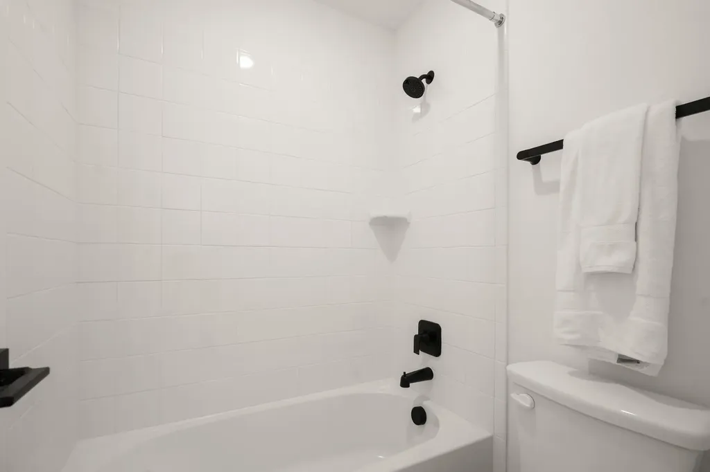 8009 Copper Prairie Bend Lago Vista TX 78645