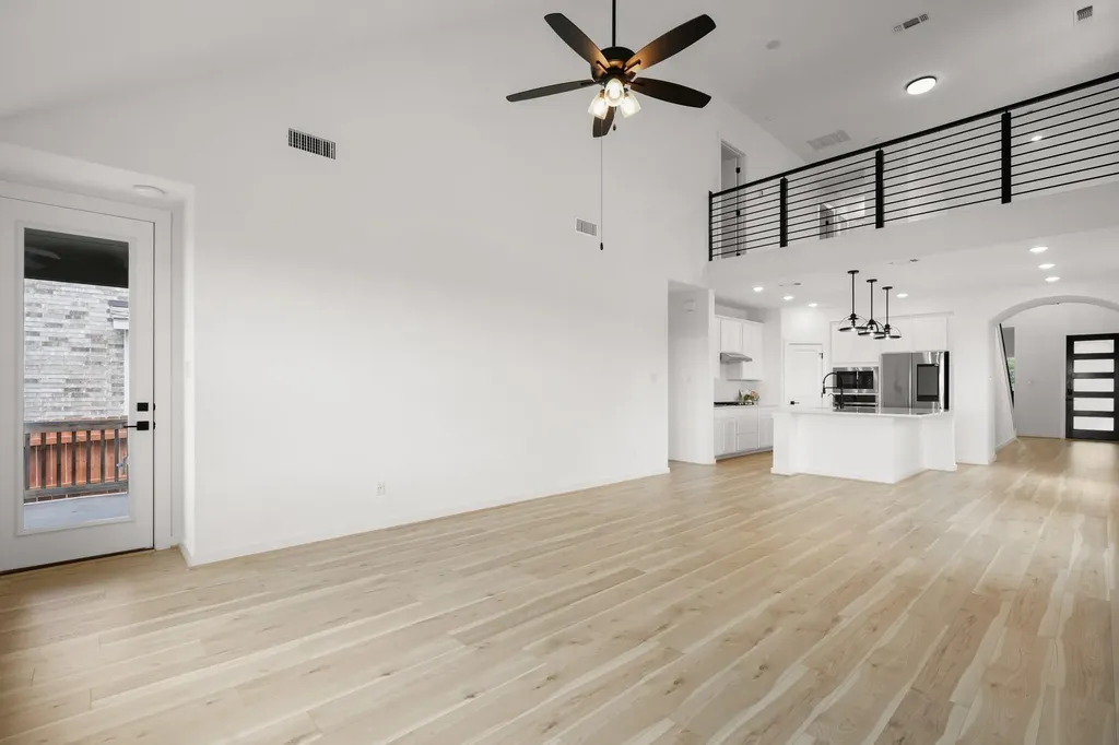 8009 Copper Prairie Bend Lago Vista TX 78645