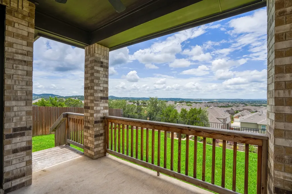 8009 Copper Prairie Bend Lago Vista TX 78645
