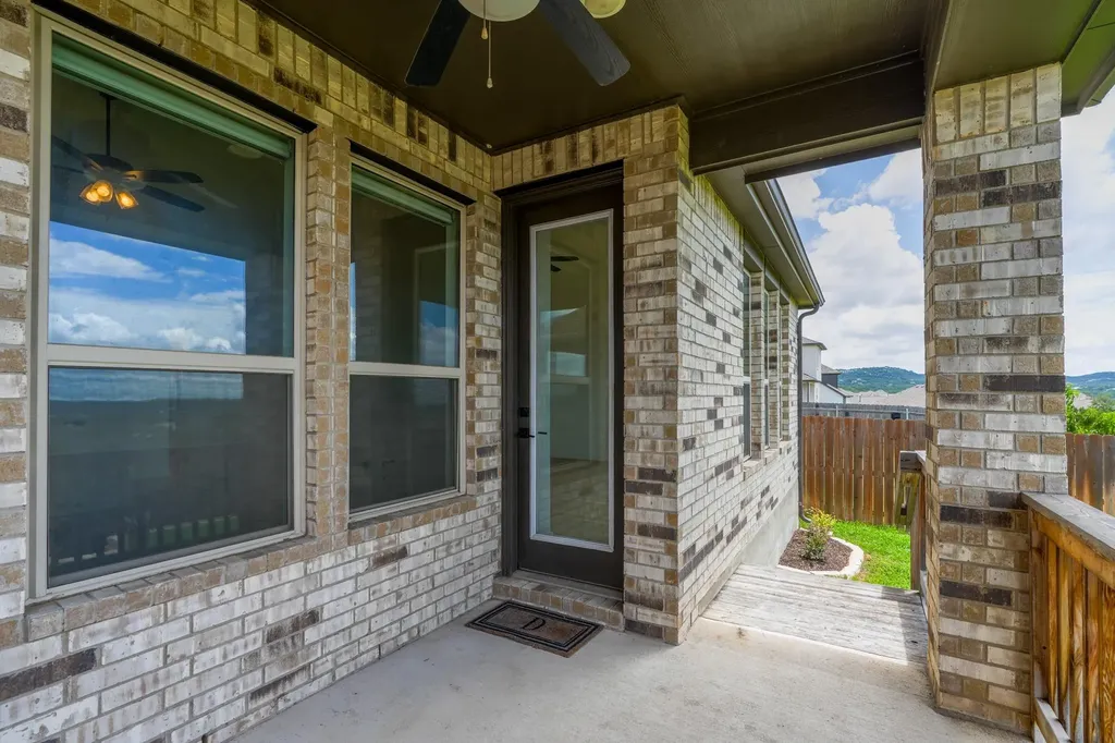 8009 Copper Prairie Bend Lago Vista TX 78645