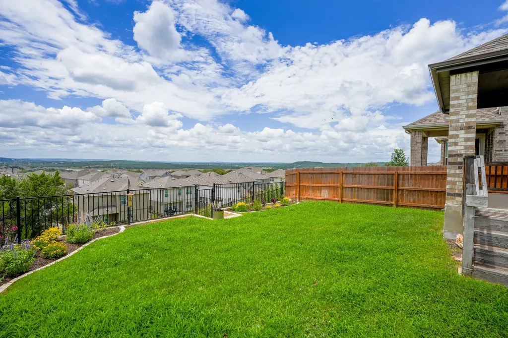 8009 Copper Prairie Bend Lago Vista TX 78645