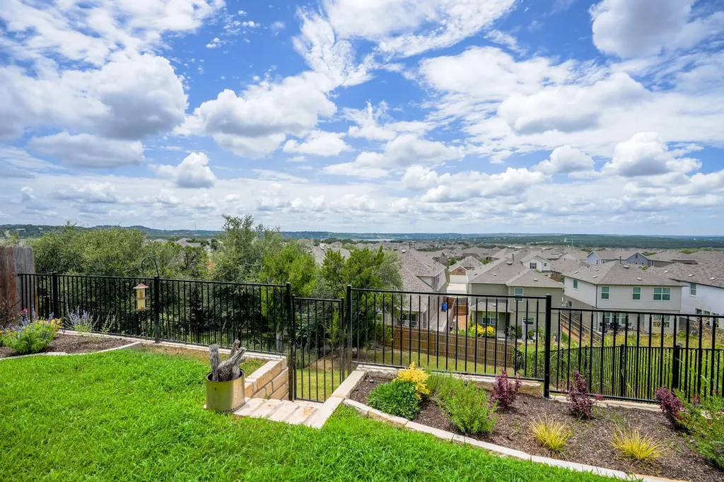 8009 Copper Prairie Bend Lago Vista TX 78645