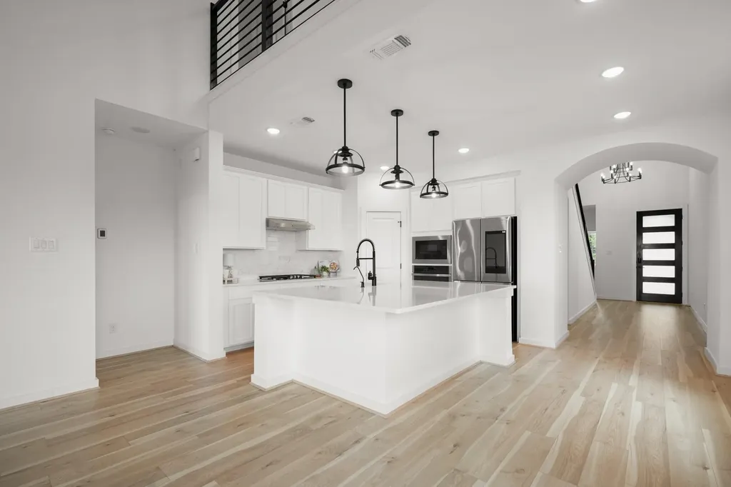 8009 Copper Prairie Bend Lago Vista TX 78645