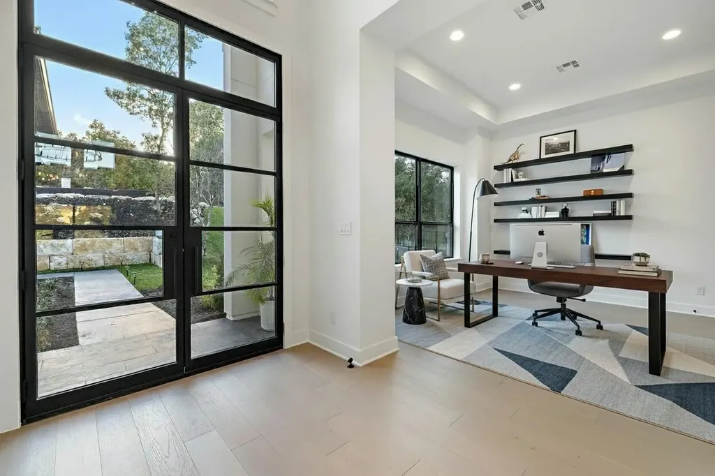 16118 Clara Van Street Austin TX 78734