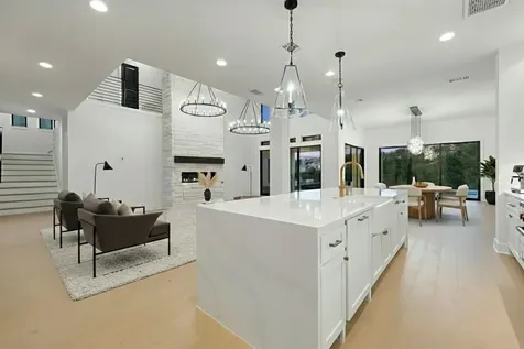 16118 Clara Van Street Austin TX 78734