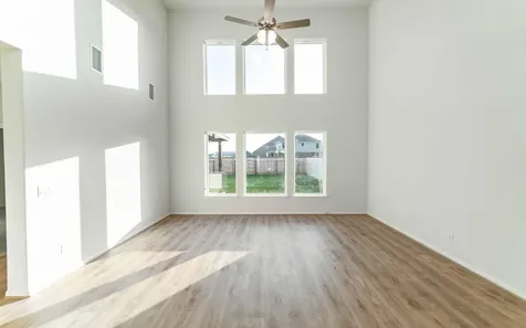 332 Hollister Drive Liberty Hill TX 78642