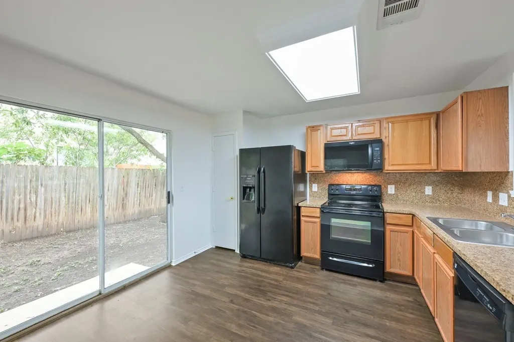 6733 Doyal Drive Austin TX 78747