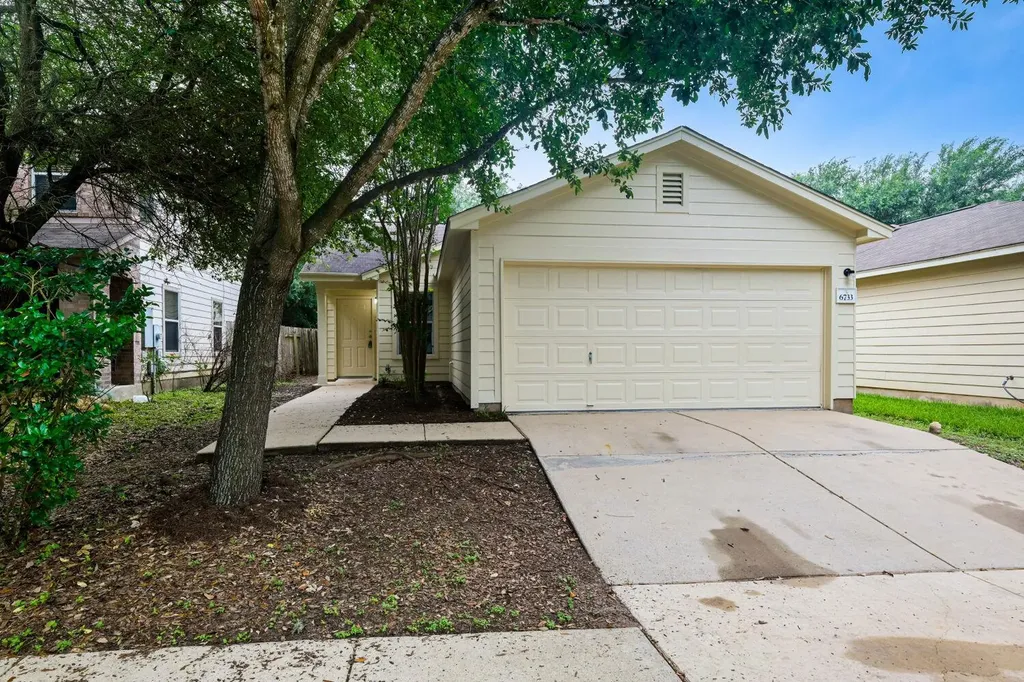 6733 Doyal Drive Austin TX 78747