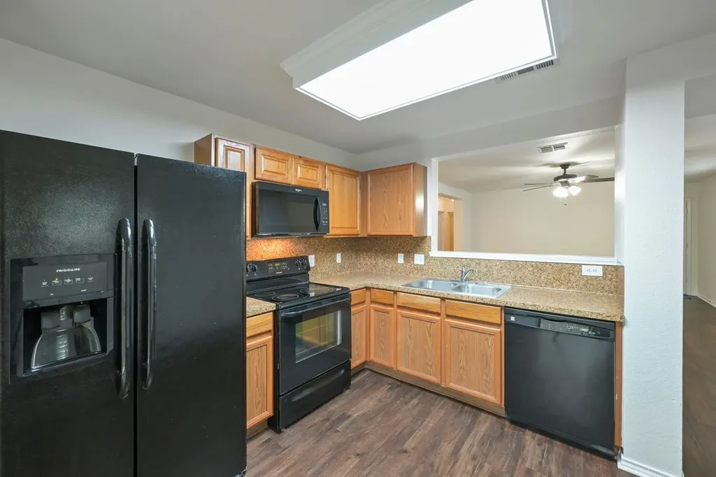 6733 Doyal Drive Austin TX 78747