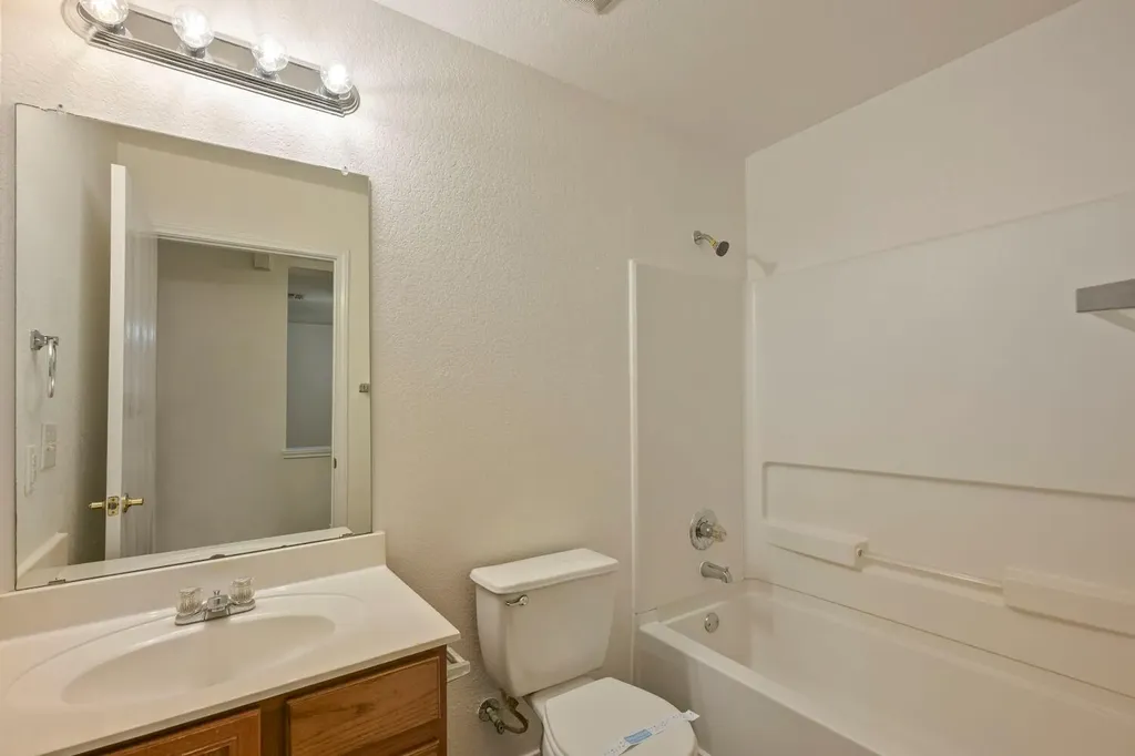 6733 Doyal Drive Austin TX 78747