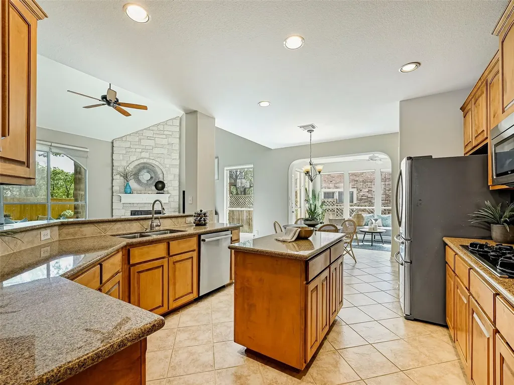 10106 Dianella Lane Austin TX 78759