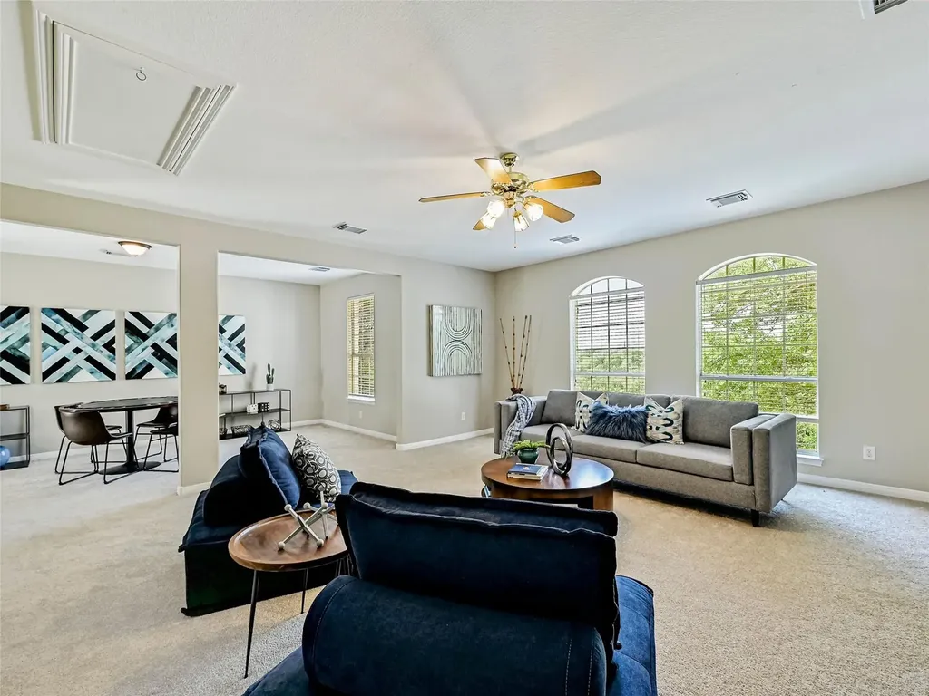 10106 Dianella Lane Austin TX 78759