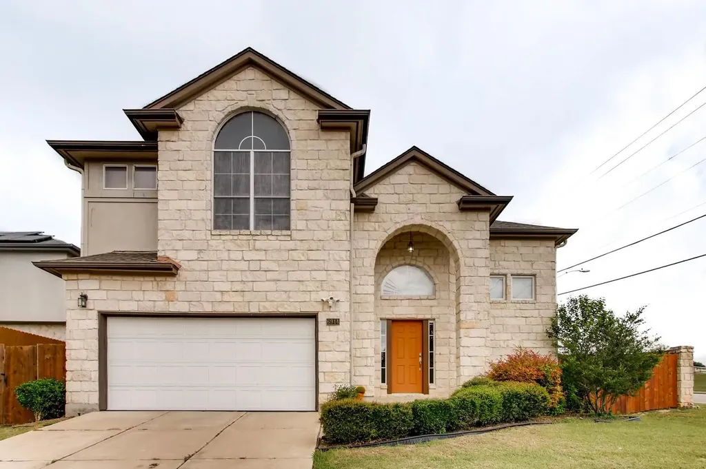 6914 Thorncliffe Drive Austin TX 78731
