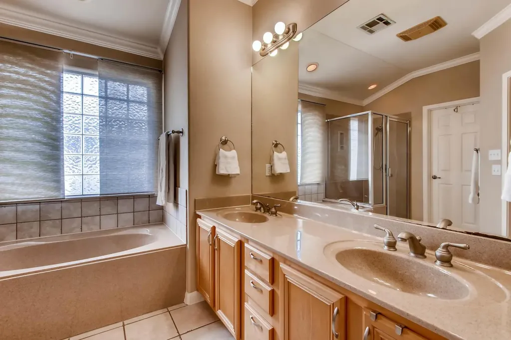 6914 Thorncliffe Drive Austin TX 78731