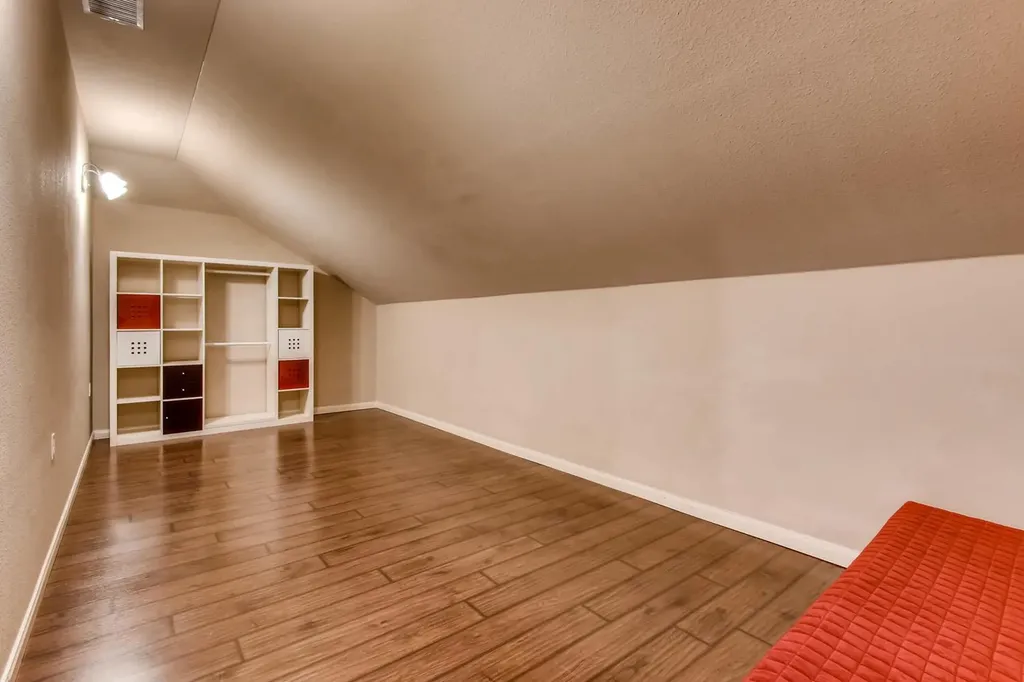 6914 Thorncliffe Drive Austin TX 78731