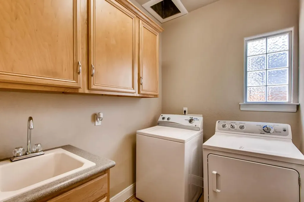 6914 Thorncliffe Drive Austin TX 78731