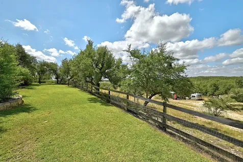 8075 Mount Sharp Road Wimberley TX 78676